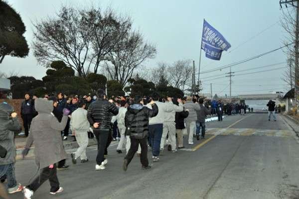 南韓「戒嚴」風波衝擊經濟！勞工運動升溫，現代汽車工會宣布罷工計劃