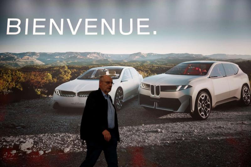 一條產線生產三種動力系統　BMW iFACTORY如何用機器人改寫汽車製造規則