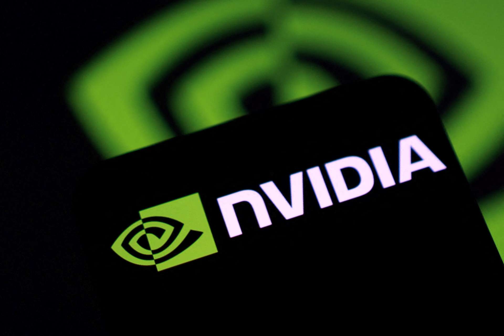 輝達NVidia印尼大布局！Firmus砸17萬顆GPU建360MW AI園區 6年估進帳300億美元