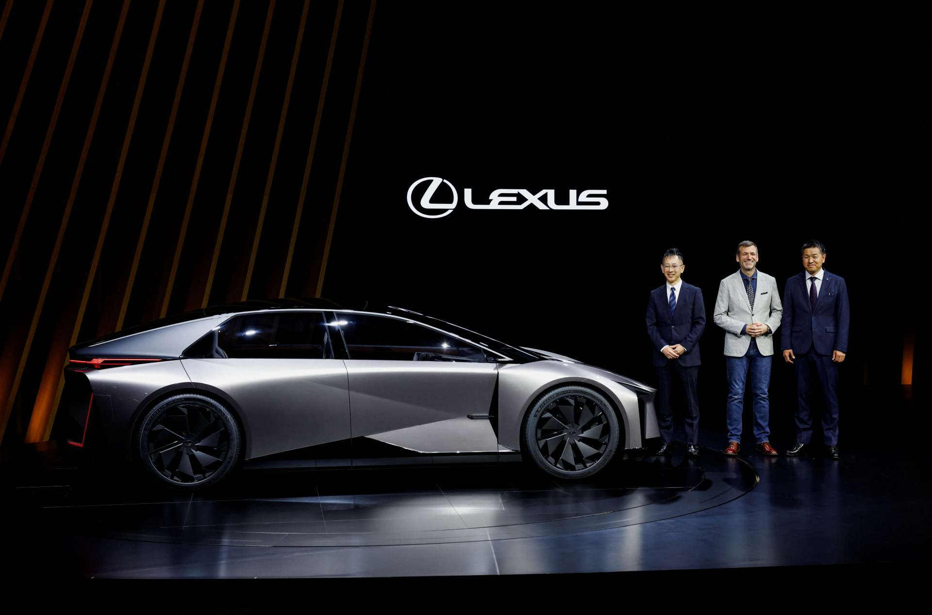 豐田取消Lexus LF-ZC開發，一體式壓鑄（Gigacasting）量產技術卡關