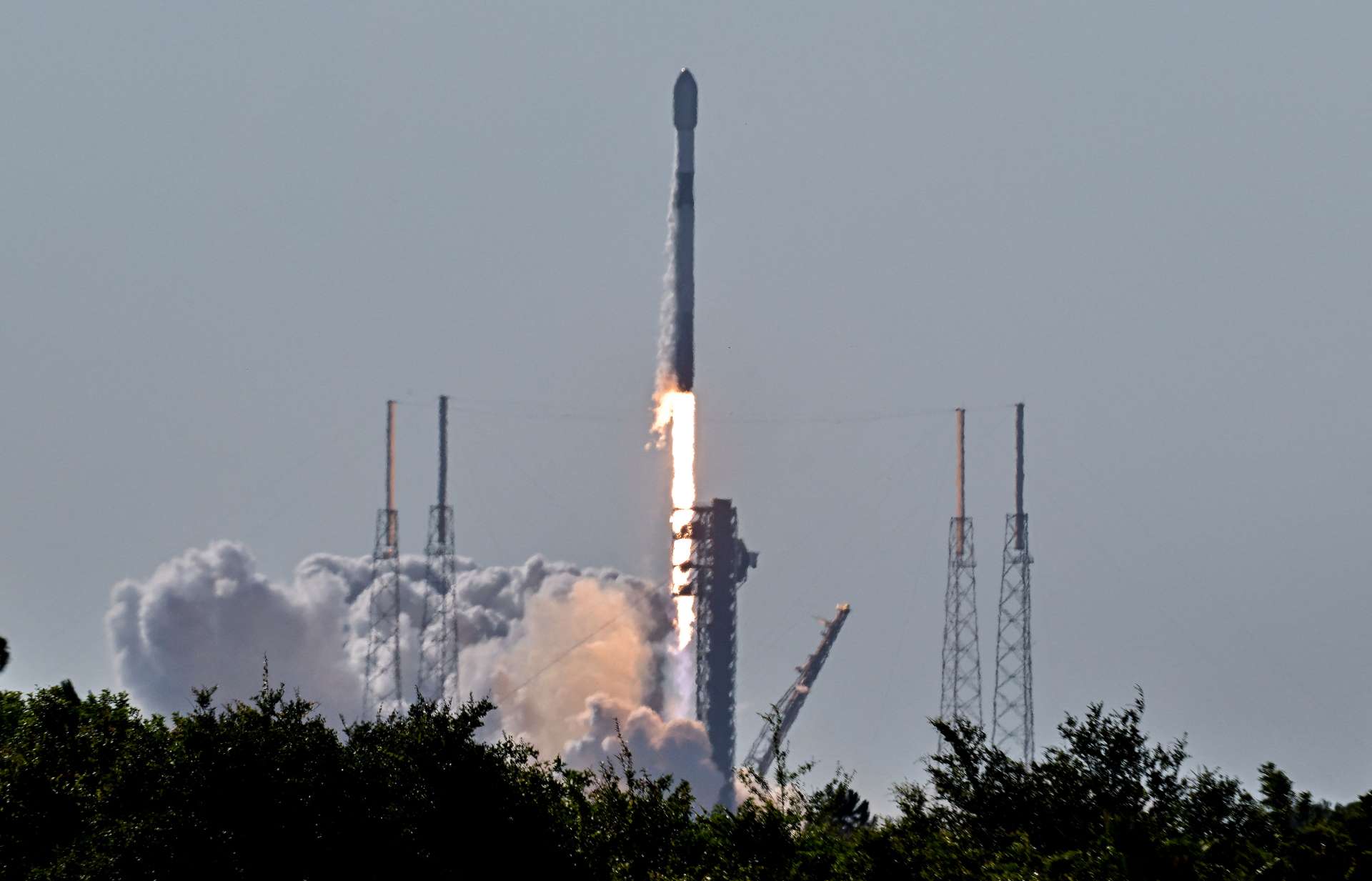 SpaceX半年汰除260顆Starlink衛星　今年發射速度仍創新高