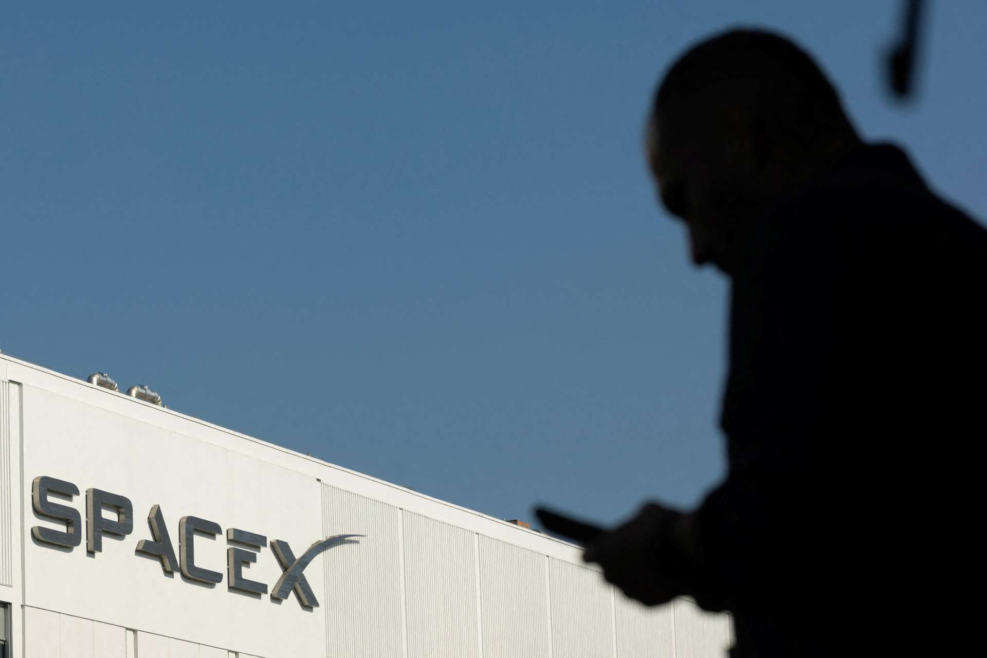 SpaceX股價跌破IPO價格 放空投資人帳面大賺155億美元，軋空行情醞釀中？