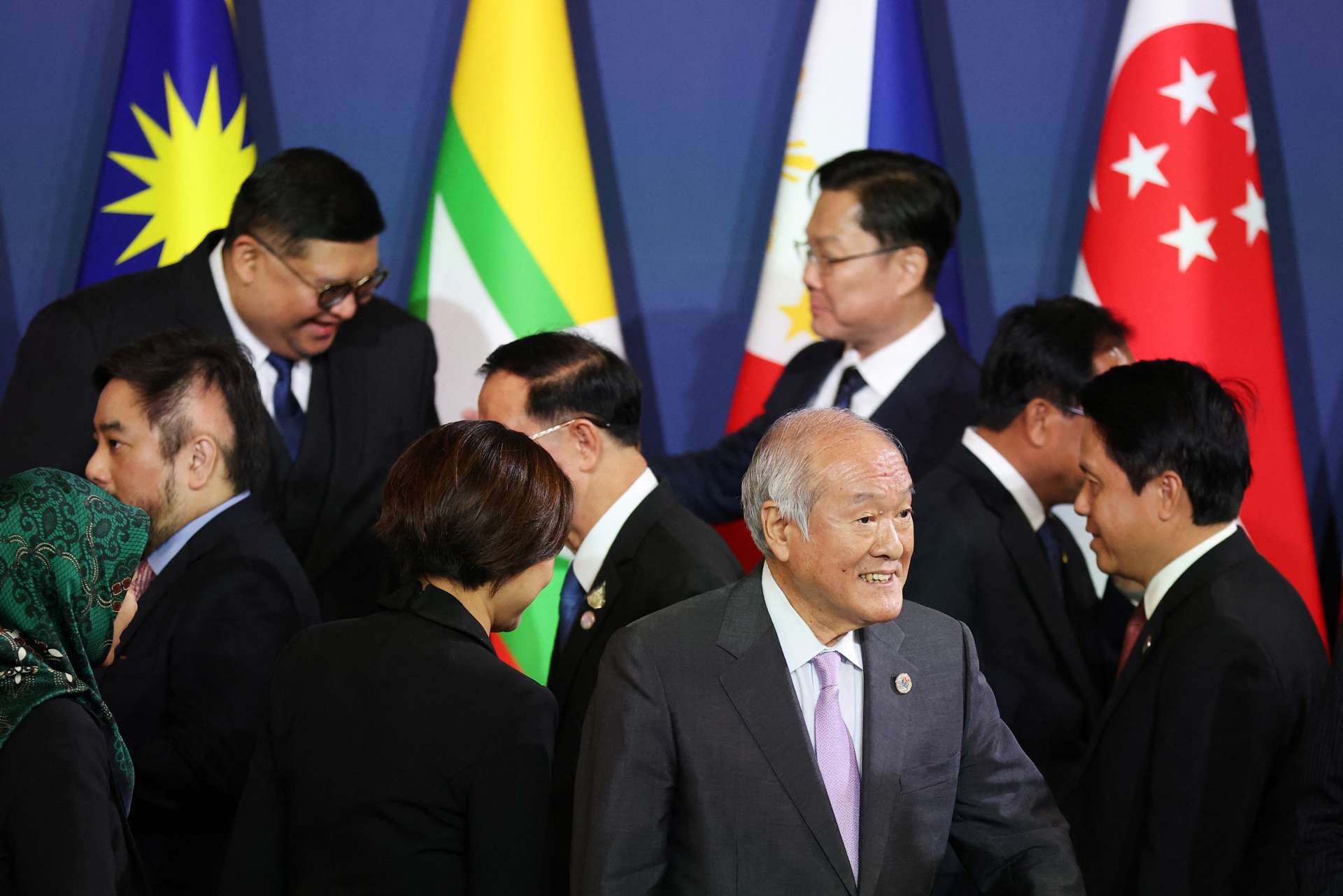 AI是成長引擎也是風險來源 AMRO上調ASEAN+3展望