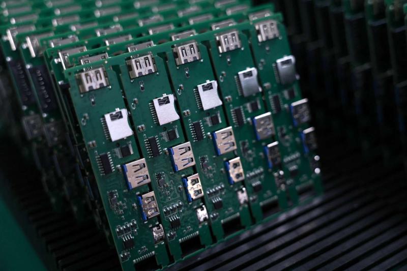 Rubin把PCB規格拉滿！AI伺服器迎「量價齊升」，高階板價值量再跳一級