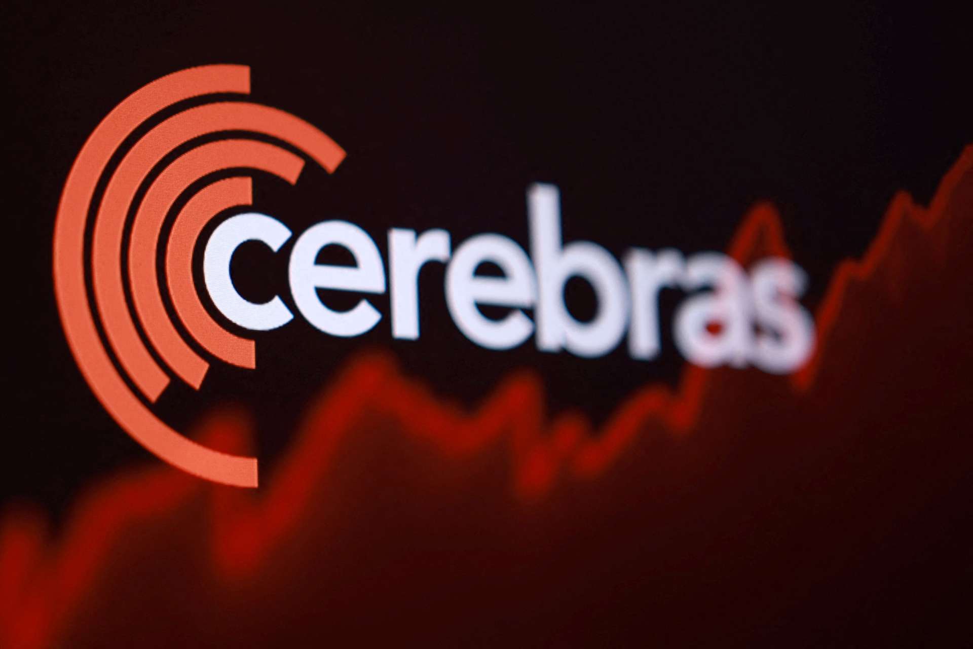 Cerebras芬蘭擴建AI資料中心｜簽下165MW長約　首期50MW已動工