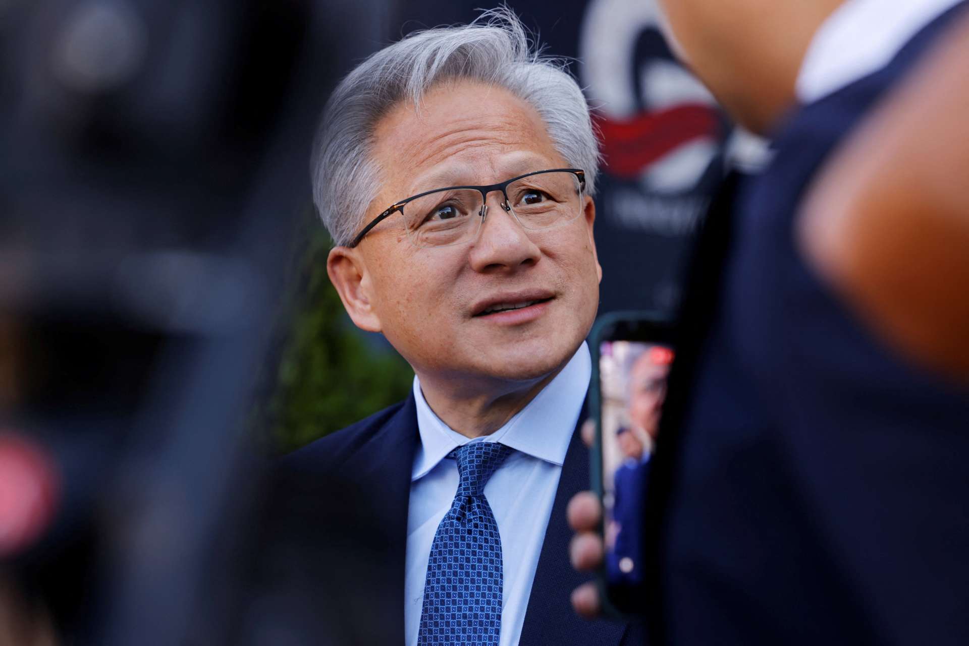 輝達AI工廠戰略升級：每1GW營收潛力從180億美元躍升至400億美元，客製化晶片反成新商機