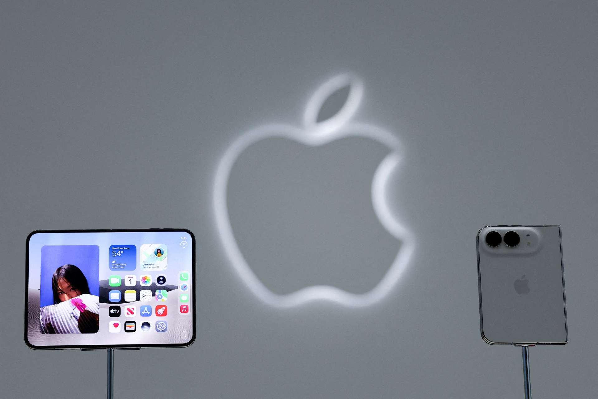 新iPhone補貼戰分兩派！Comcast最高折1,300美元，Verizon反向淡出免費手機