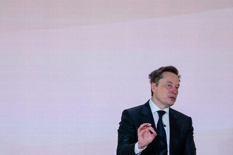 特斯拉與SpaceX合併腳步傳加快，馬斯克試圖打通晶片、算力與機器人供應鏈
