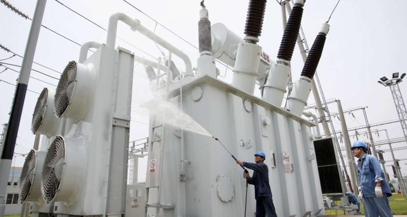 變壓器與電力設備資料照，示意輸配電設備需求，非WEG產品。