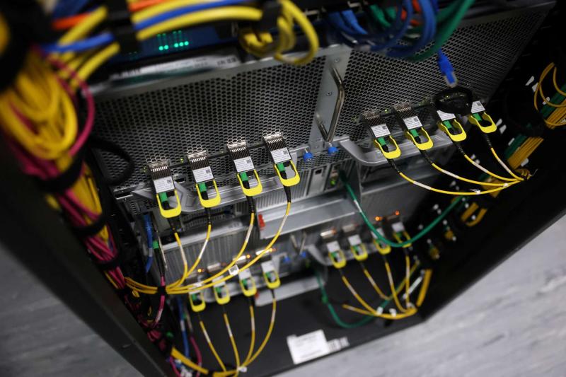 800G放量、1.6T接棒！MaxLinear上修展望，四大DSP廠誰先掌握光通訊下一波成長？