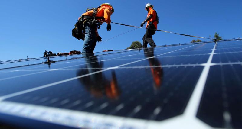 再生能源｜工業區屋頂變發電廠？看中東企業如何靠自用型發電省成本！