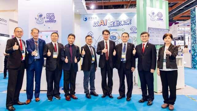 中華電信、遠傳參與2026 AI WAVE SHOW 透過AI助力企業轉型升級