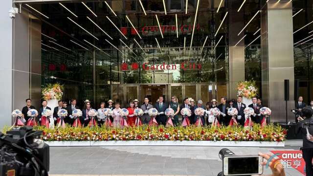 SOGO大巨蛋商場今開幕 遠東徐國安到場喊拚零售創新