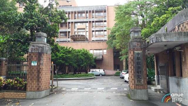 內外皆熱！中經院估今年GDP成長12.16% 創38年來新高