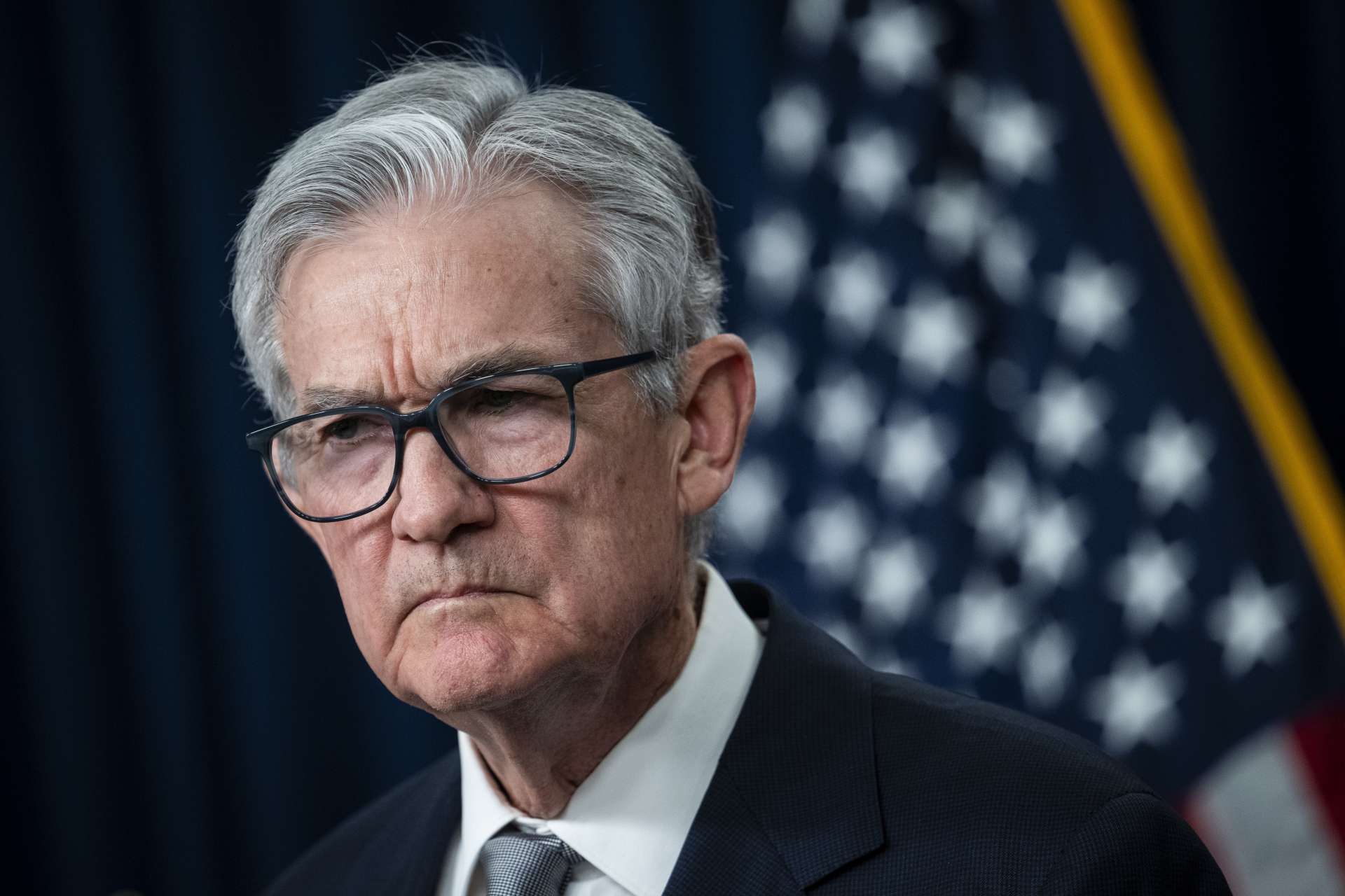 聯準會主席昨日的鷹派言論,亞洲股市跌至一週低點