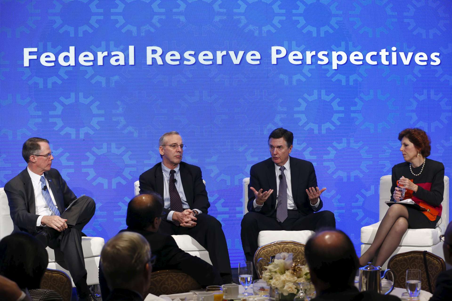 又一個聯準會官員出來呼籲:市場對降息預期過早