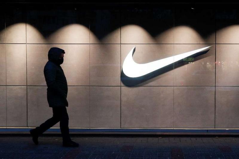 Nike 撤回年度財測，假日季銷售前景堪憂
