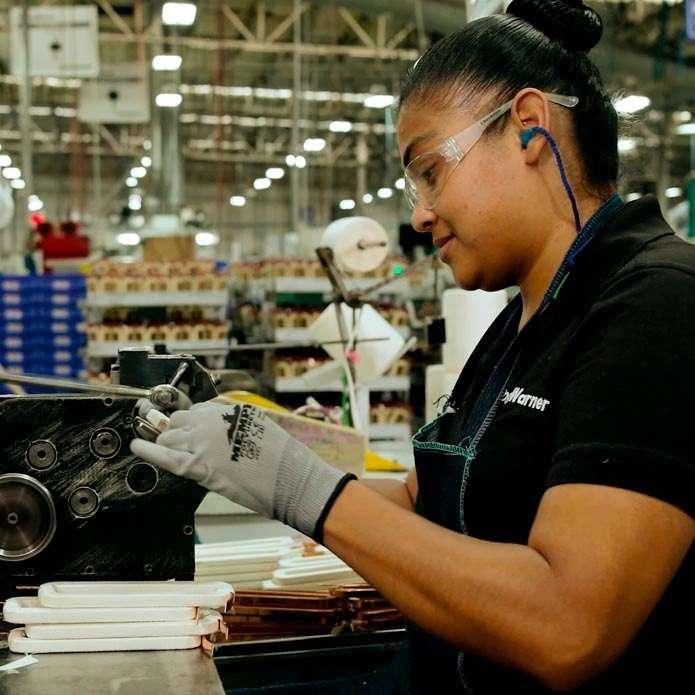 汽車零組件｜博格華納(BorgWarner)預測今年汽車整體產量下滑1~3%