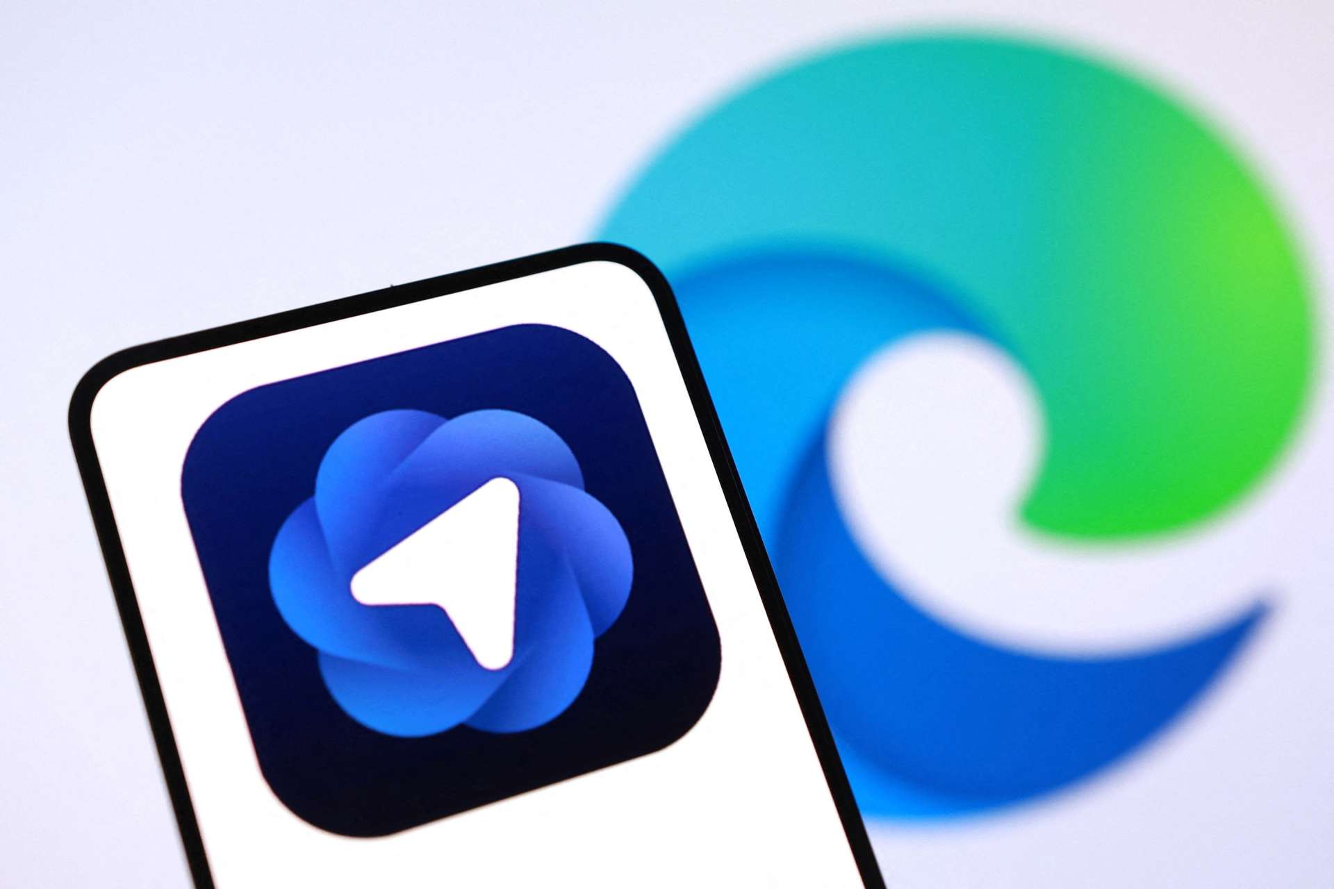 微軟與 OpenAI 達成新協議，允許其改組為公益性公司，為IPO鋪路