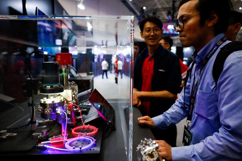 【全球量子競爭升溫】中國成功研發4K低溫離子阱量子電腦系統，鴻海在台灣加速推進2027年原型機目標