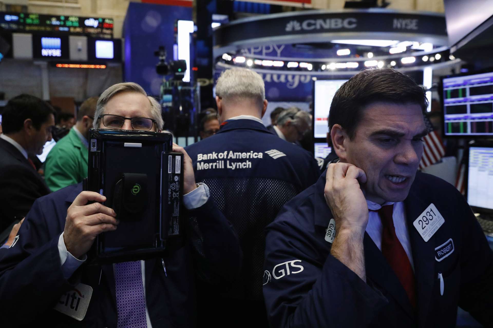 美股期指續揚　道瓊收創歷史新高、投資人轉向藥廠與AI晶片族群