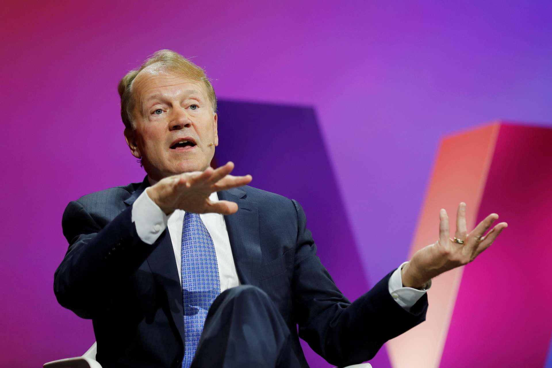 思科(Cisco)上調全年財測、股價盤後飆7%　AI網路需求推升營運創高