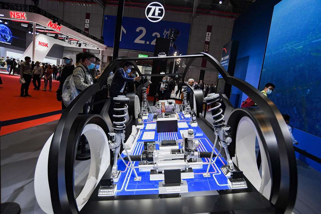 德國汽車零組件供應商 ZF：晶片供應危機暫不需實施「無薪假」措施，但「月底後仍是未知數」