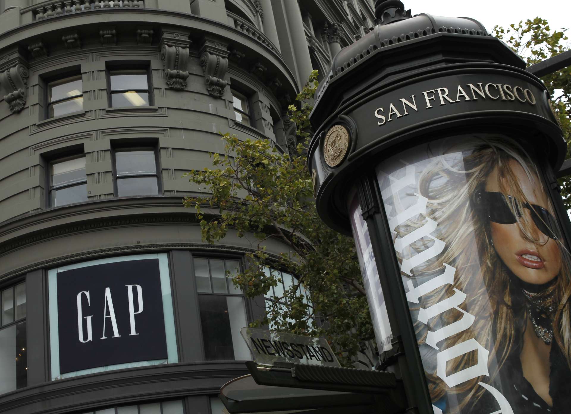 Gap逆勢突圍　第3季同店銷售成長、市占率攀升　Barclays調高目標價至30美元