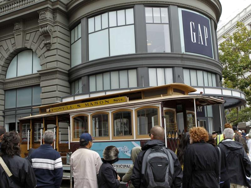 美國零售業假期季增聘縮至 15 年新低　NRF：消費仍將破兆美元