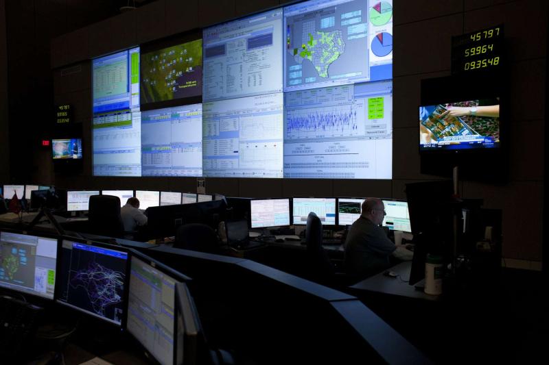 能源轉型關鍵瓶頸浮現　全球電網投資短缺多少？IEA：落後6000億美元