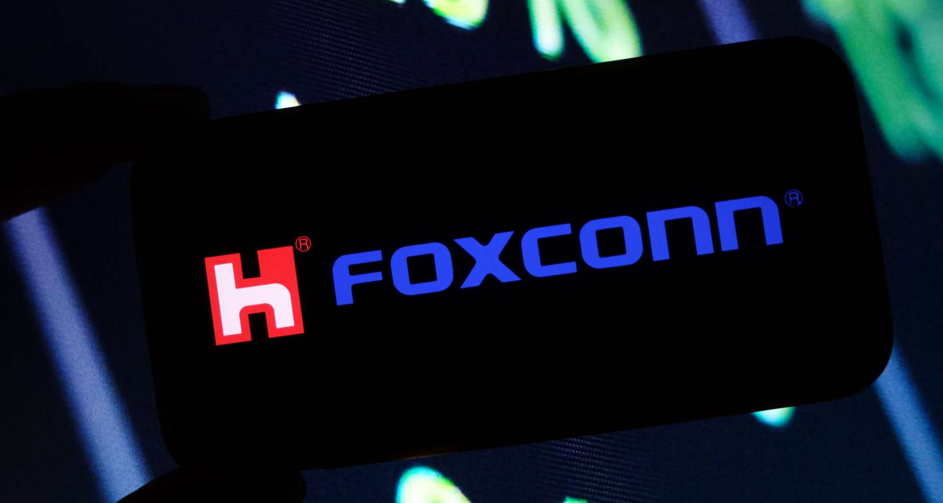 杜金龍最新觀點2｜鴻海(2317)遭外資狂賣16萬張還能抱？杜金龍：每晚8:30看「這指標」，訊號一出就是買點！