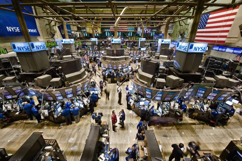 美股期貨小幅上揚　市場聚焦聯準會本週降息決策　IBM擬收購Confluent、Marvell未納入S&P 500出現重挫