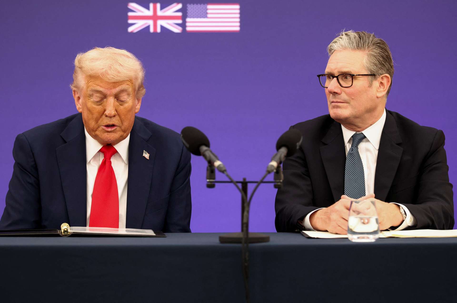 美國暫緩執行與英國的 400 億美元科技協議，發生什麼事？《紐時》披露內情