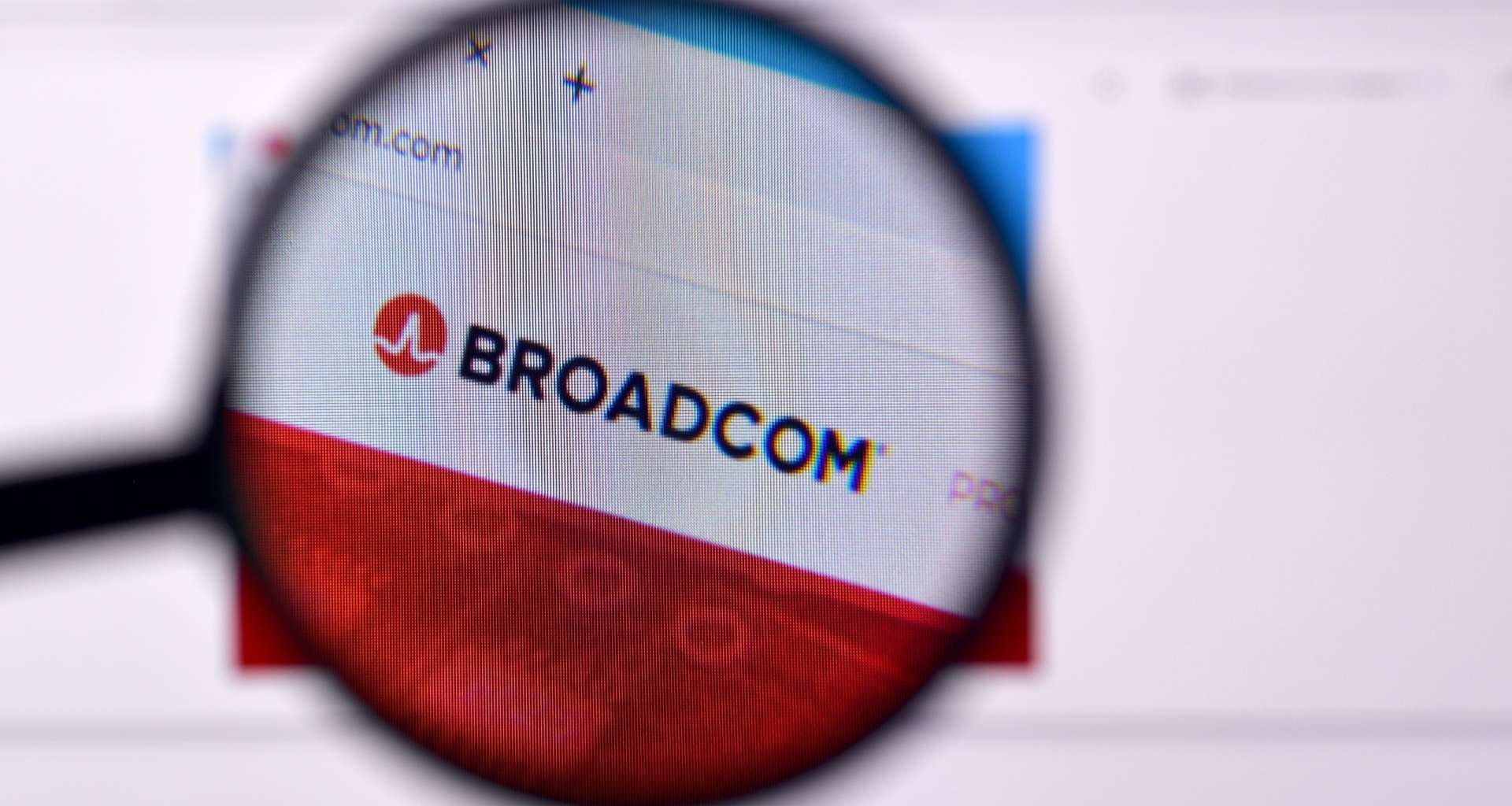 最新觀點1｜博通(AVGO)財報完美卻暴跌20%？被錯殺的績優股！船長：這價位閉著眼睛撿!