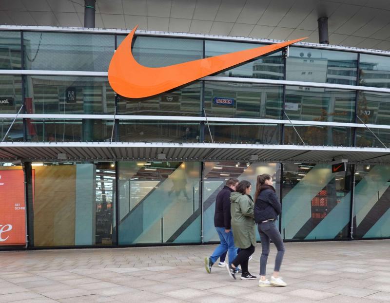 庫克加碼Nike釋信心訊號　然運動品牌復甦仍待基本面驗證
