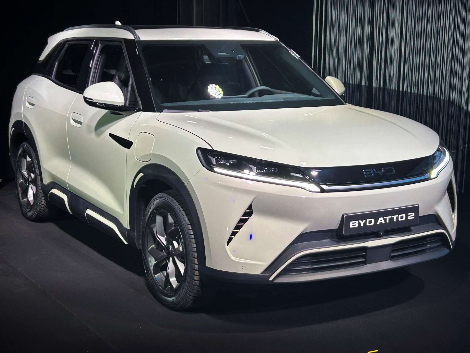 2025年義大利新車銷售年減2.1%　BYD逆勢飆升八倍、Tesla表現疲軟