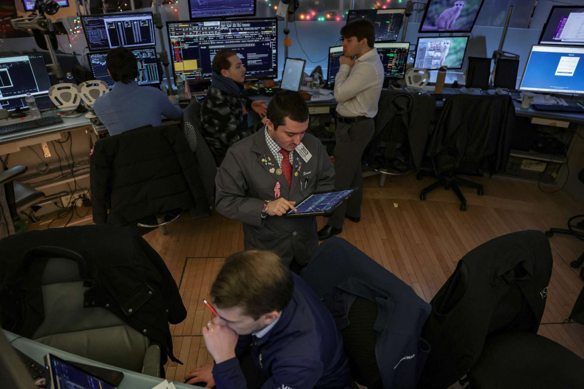 能源、金融股領軍　道瓊創歷史新高