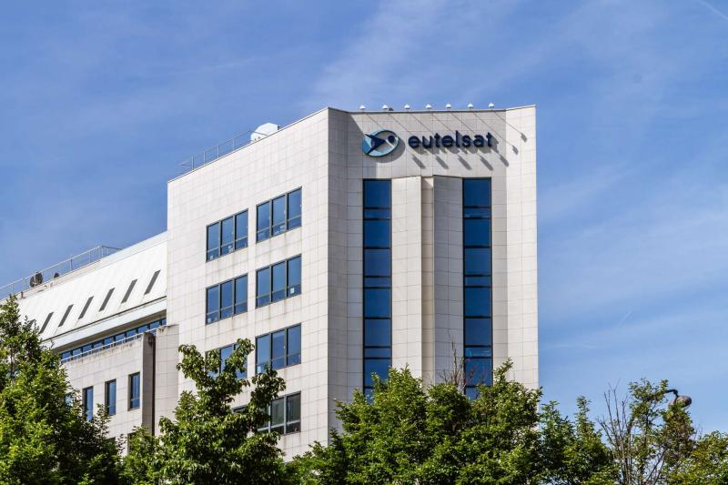 歐洲通信衛星公司Eutelsat 加碼OneWeb星系，向空中巴士再訂340顆低軌衛星