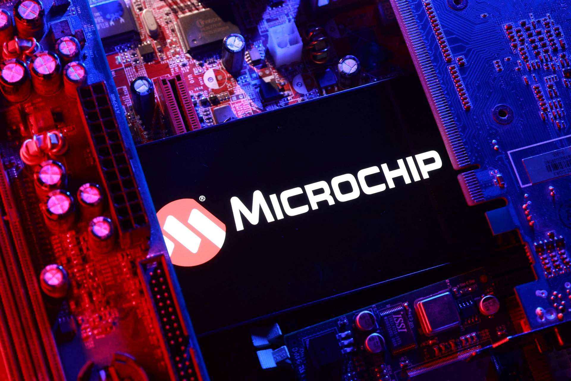 車用記憶體再升級　Microchip 28奈米產品採聯電28HPC+製程