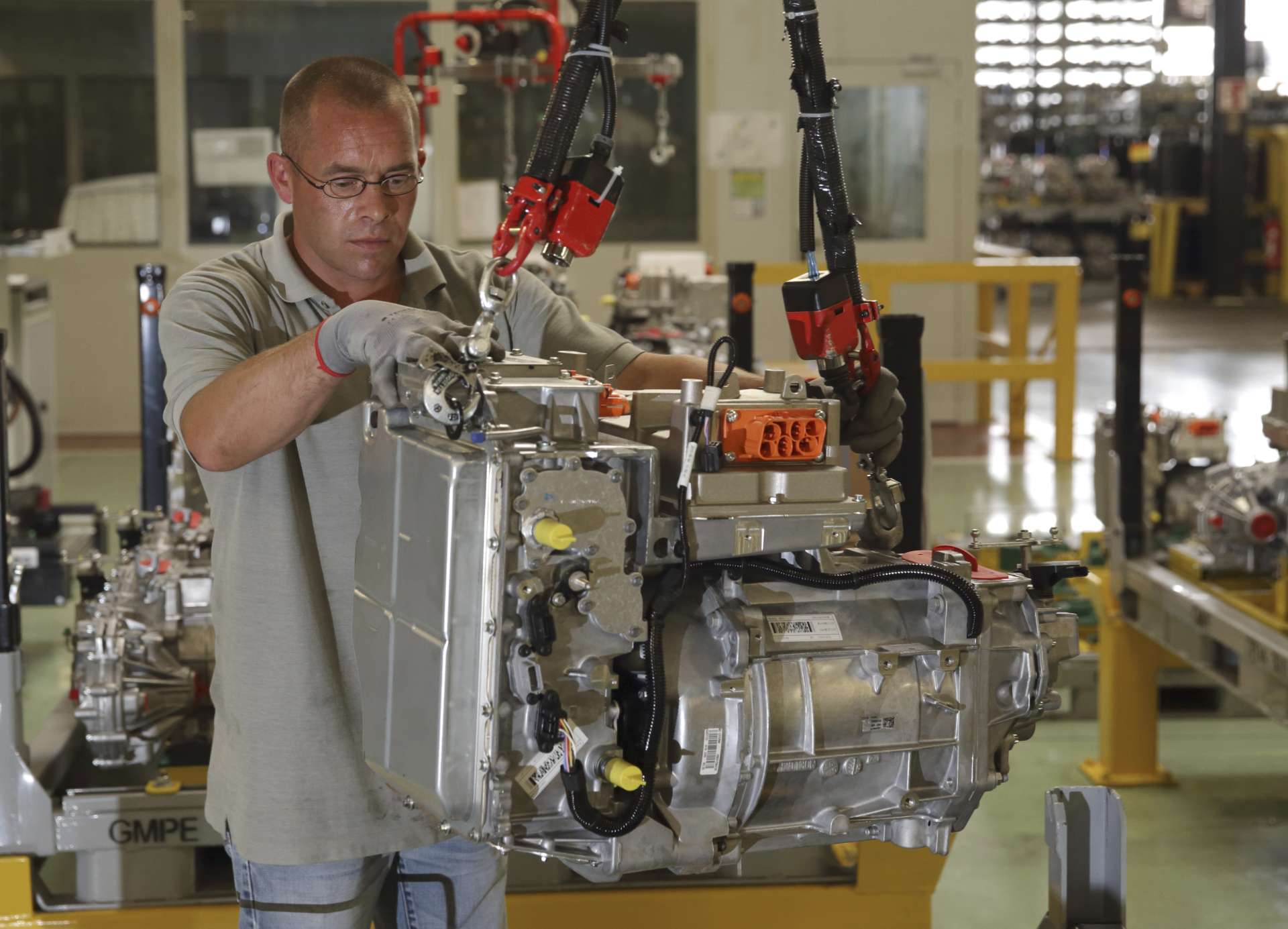 雷諾跨足國防領域　攜手 Turgis Gaillard 開發軍用無人機