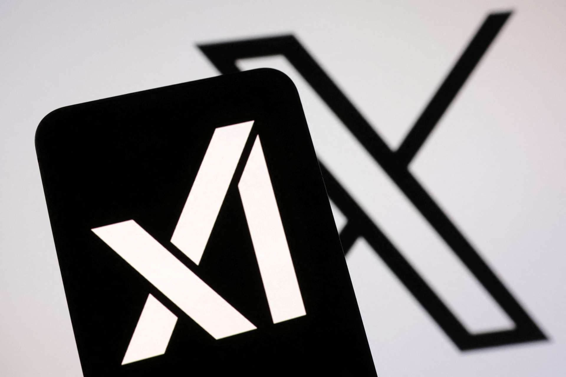 xAI擬引入Apollo 34億美元融資　以另類融資架構補足AI算力缺口