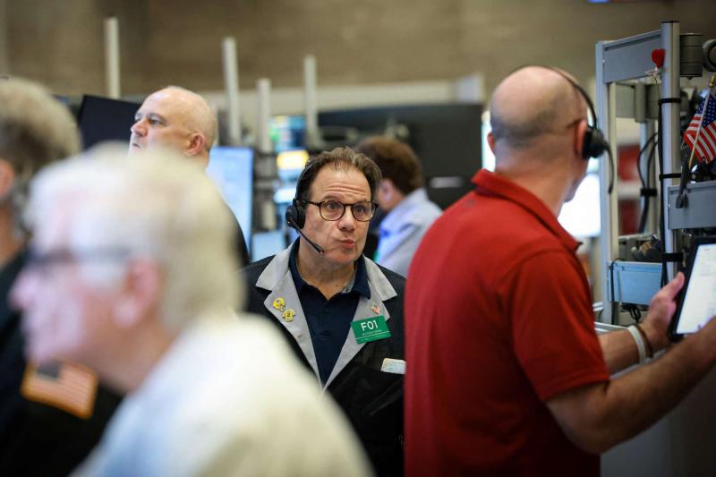 美股重挫　伊朗衝突升級油價逼近100美元