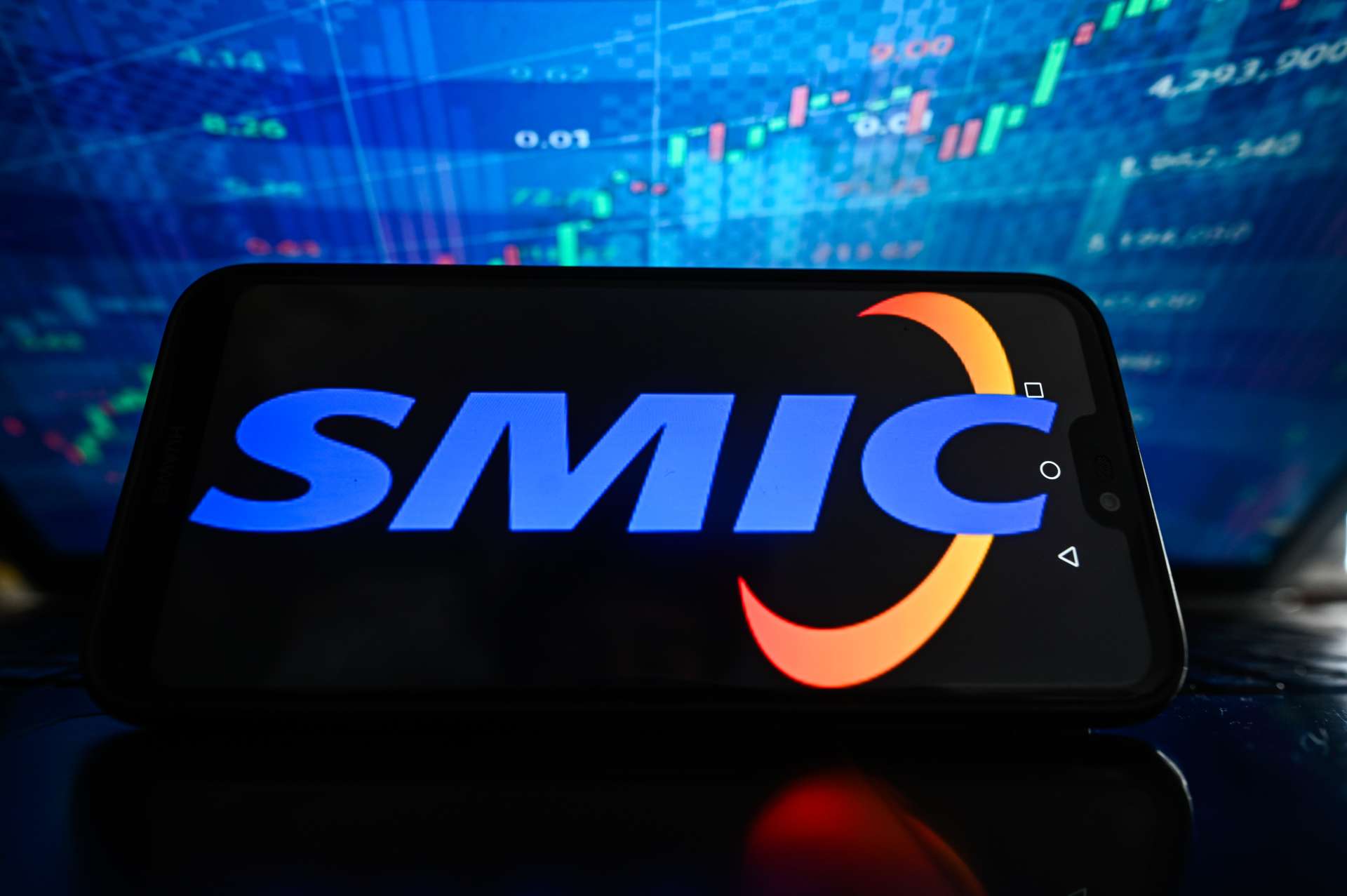 中芯涉供設備予伊朗軍方 美中科技角力再添變數