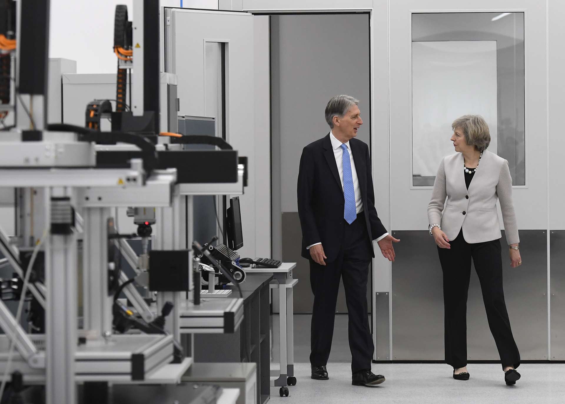 半導體量檢測設備自2月以來明顯升溫 Renishaw上調2026財年財測