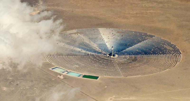 沙漠中的光伏奇蹟，中國技術助力沙烏地阿拉伯的綠能願景