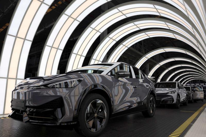 美中歐市場同步變調，電動車產業進入節奏修正期？