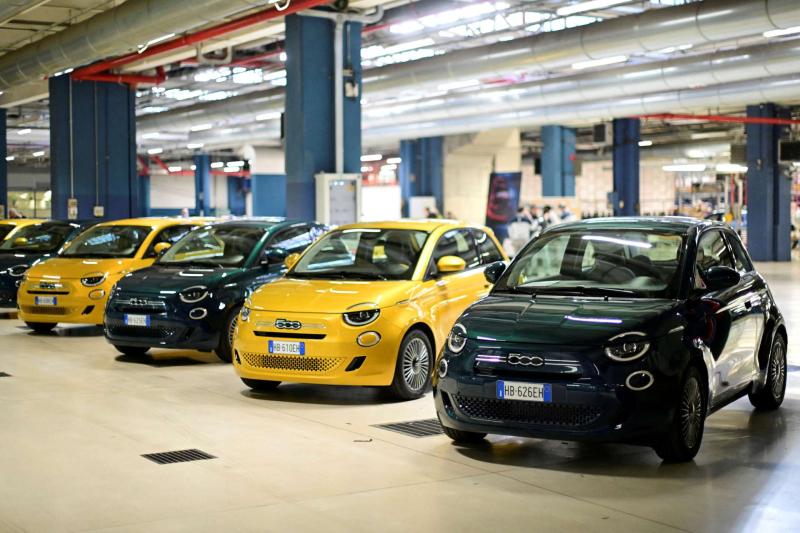 Stellantis 一次性認列254億歐元、全年轉虧，這真的只是大利空嗎？