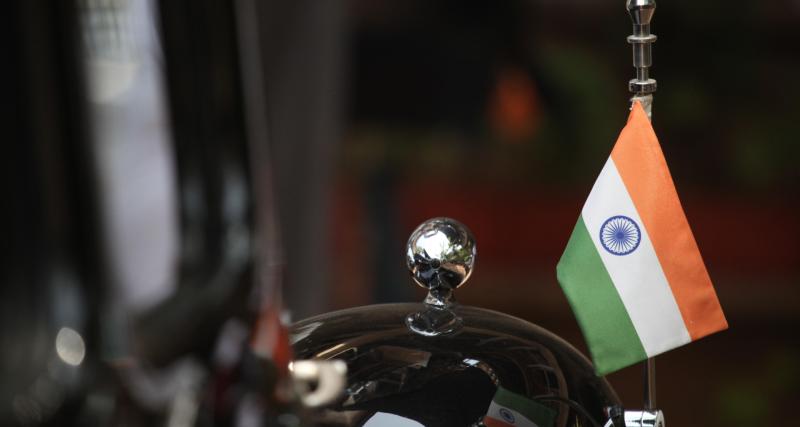 印度汽車市場的政策之爭：混合動力車與電動車的博弈