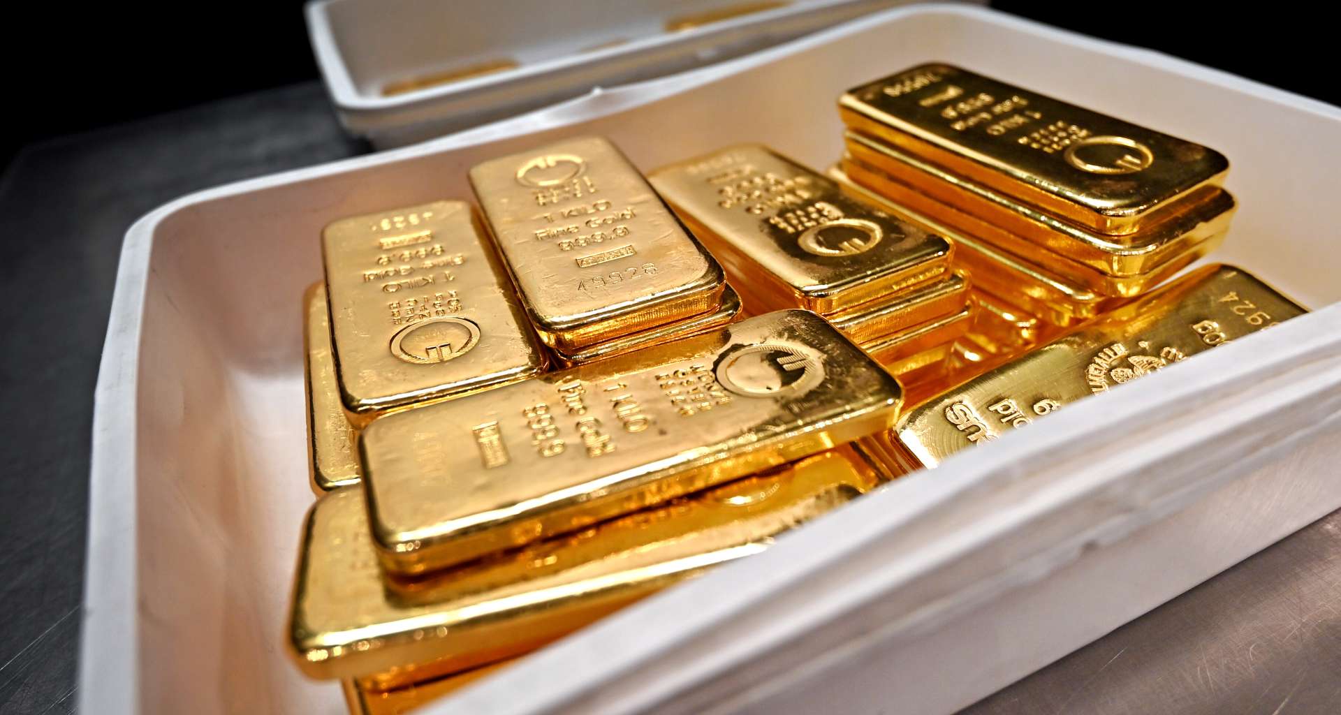 黃金走勢|黃金價格持穩,市場屏息等待美國關鍵經濟數據揭曉!