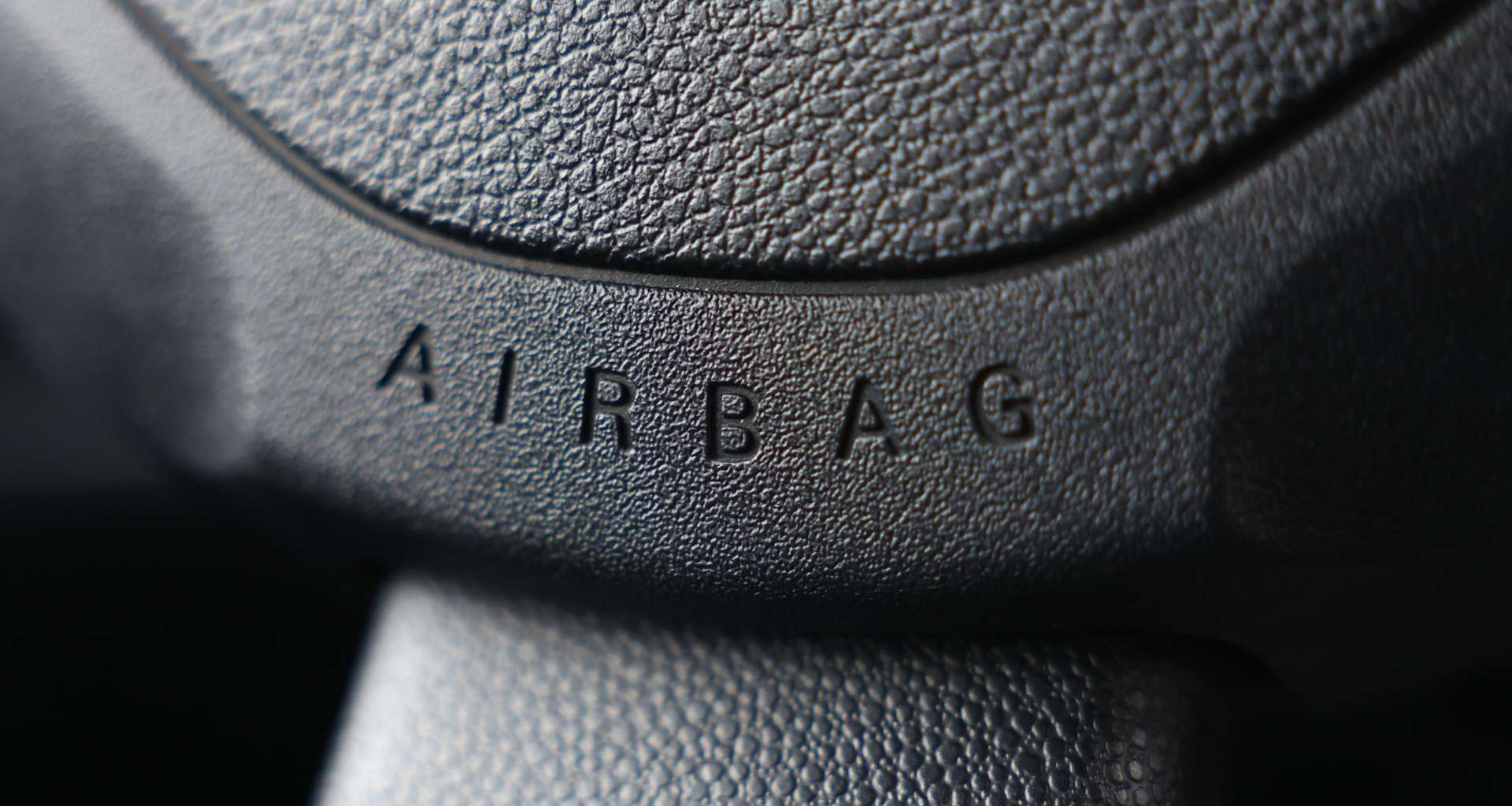 汽車工業|安全氣囊出問題,交通安全局為何暫緩召回決定?